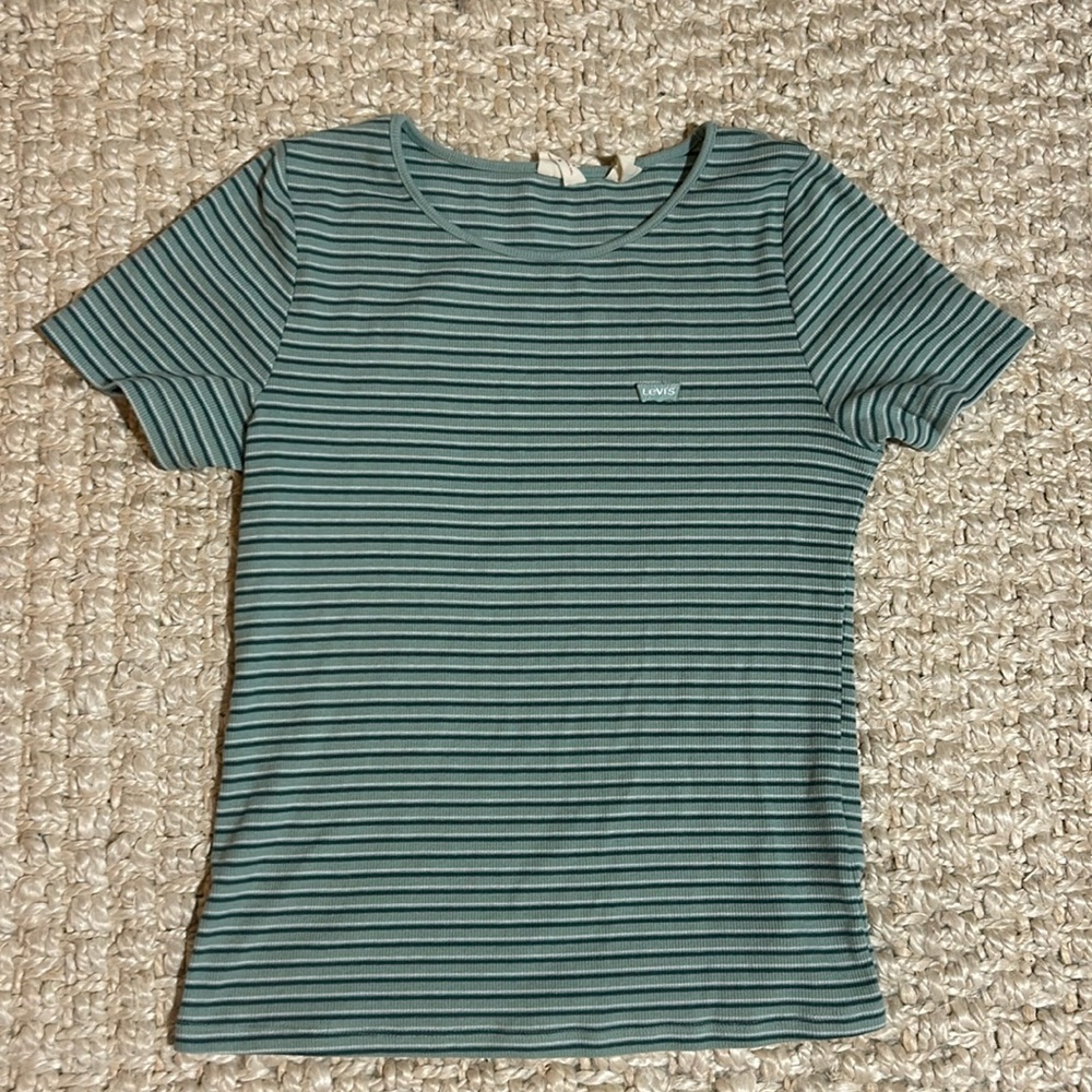 Levi’s Tee